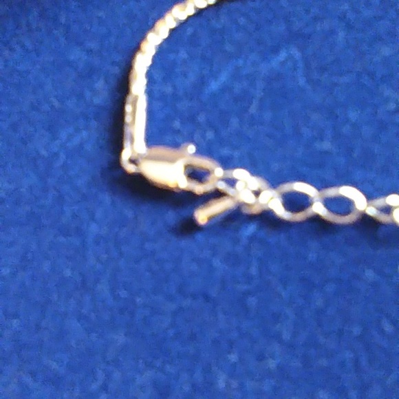 Jacqueline Kennedy's Cross Necklace - Picture 7 of 13